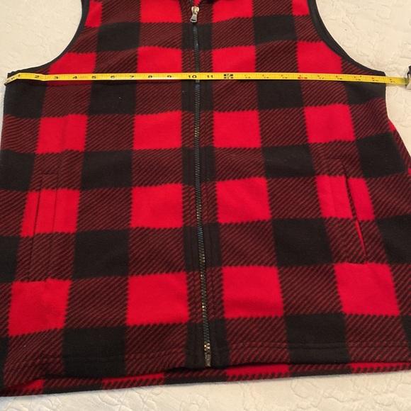 Vest - Picture 7 of 7